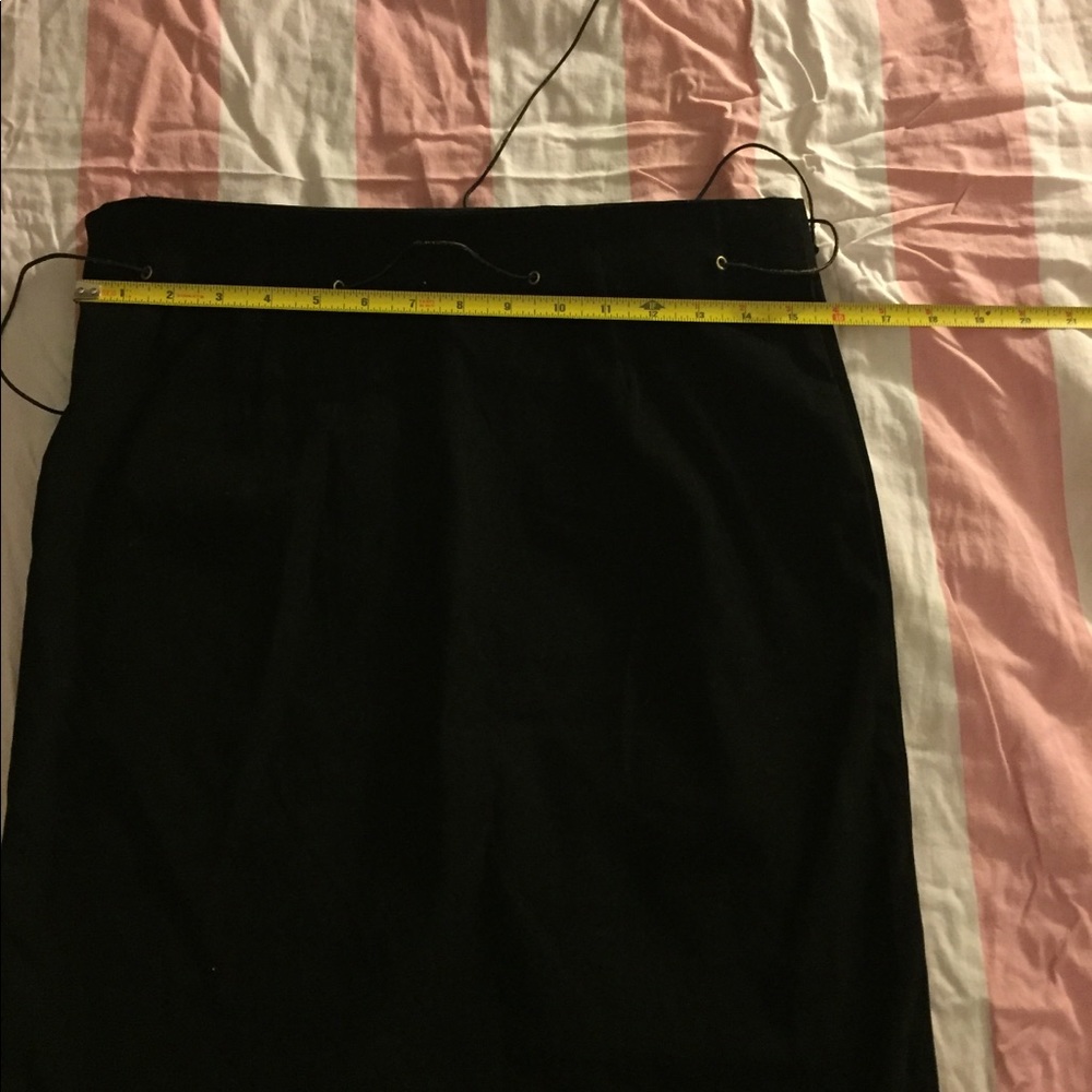 Pencil skirt fringe suede like black skirt - Picture 5 of 9